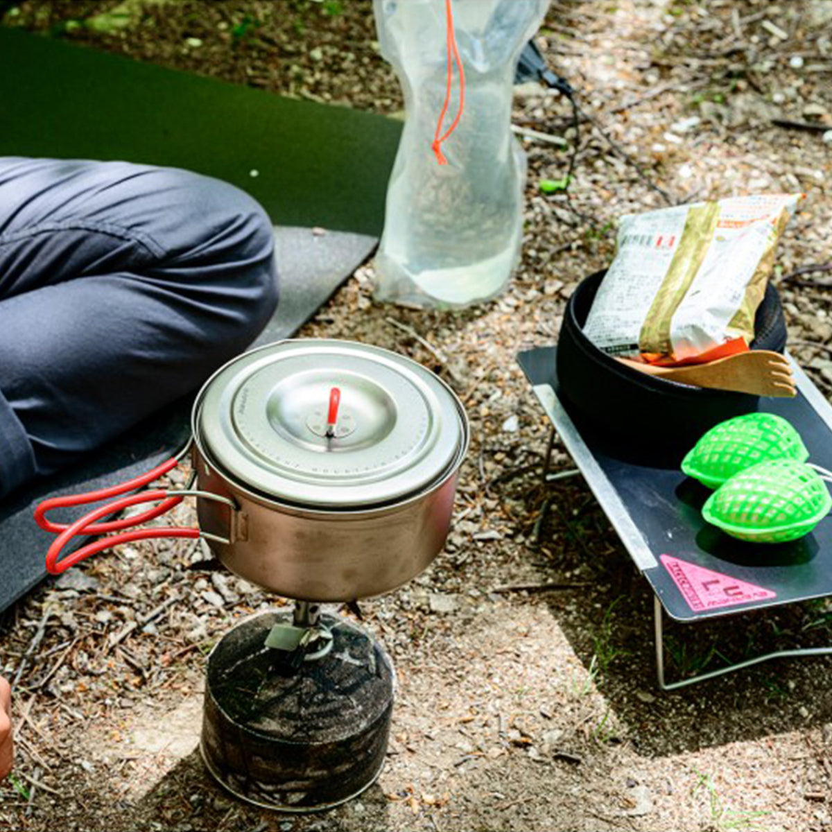 チタン製広面積の平型クッカー Ti U.L. Pot 900