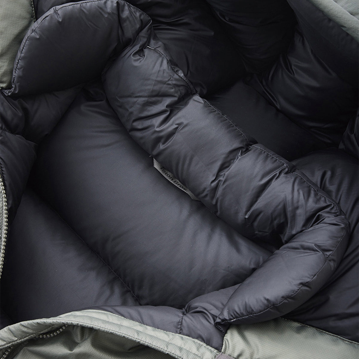 Bering Hoody Unisex ※返品交換不可商品