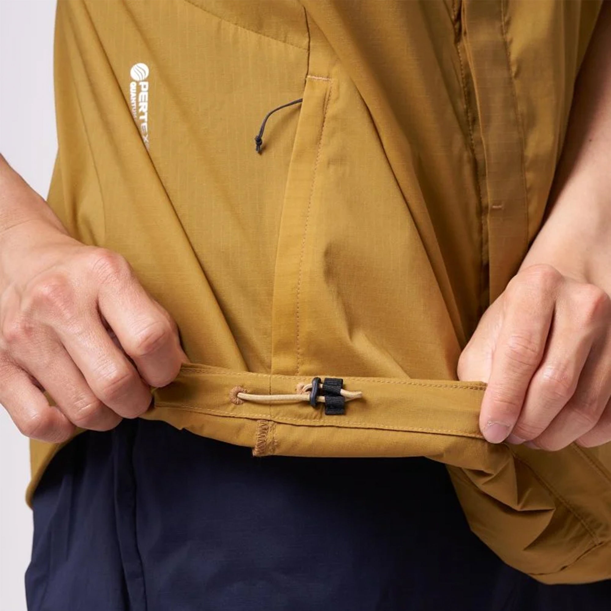 泰顿兄弟公司 泰顿兄弟公司风河衬衫,中性的