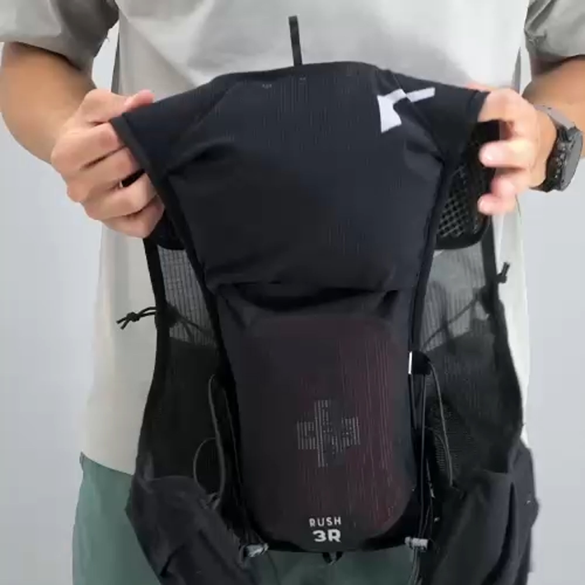 【再入荷時期未定】Rush 3R