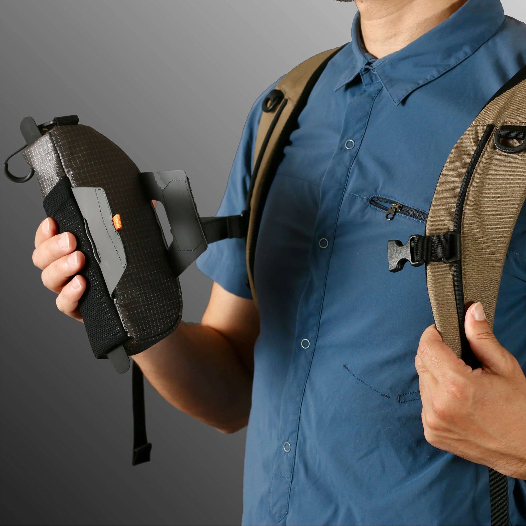 Left -handed shoulder Harness Pouch Snap Lefty [PAAGO WORKS Purgo Works] HIKE Series