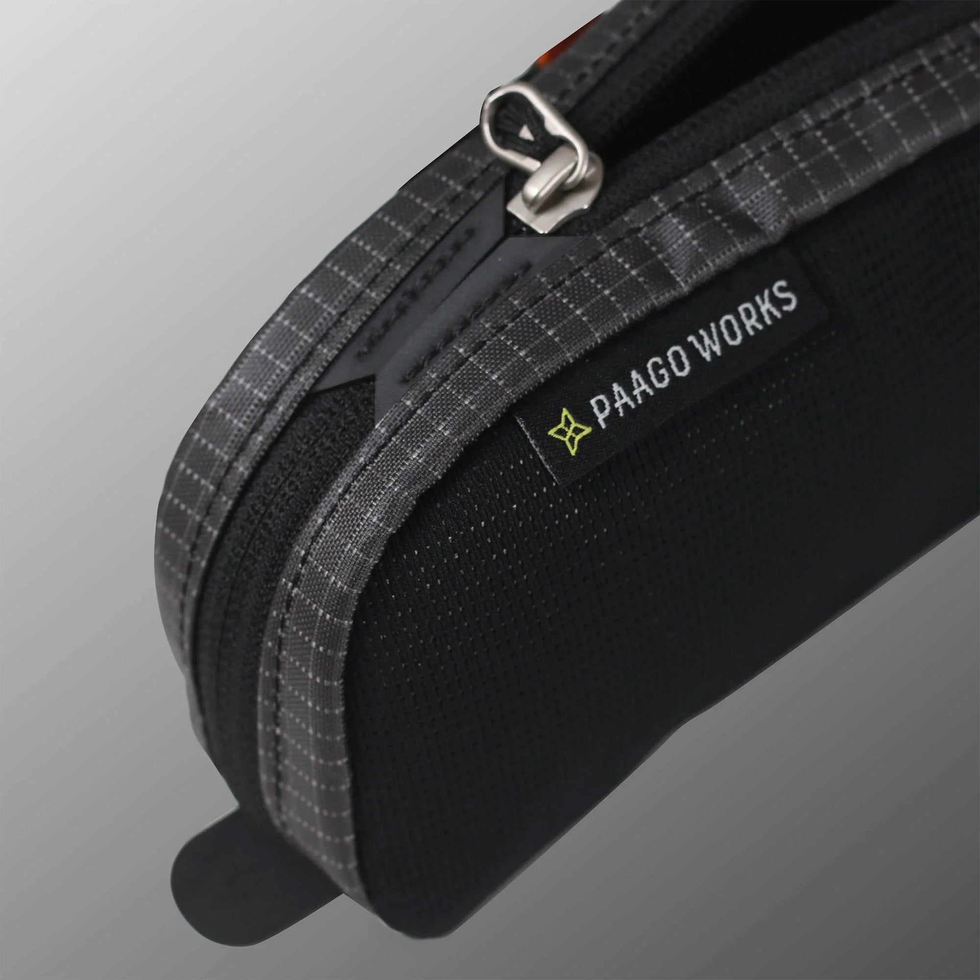 Shoulder harness pouch snaps [PAAGO WORKS Purgworks] HIKE Series